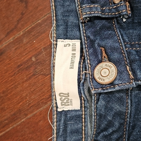 RSQ jean shorts size 5 - Picture 2 of 3